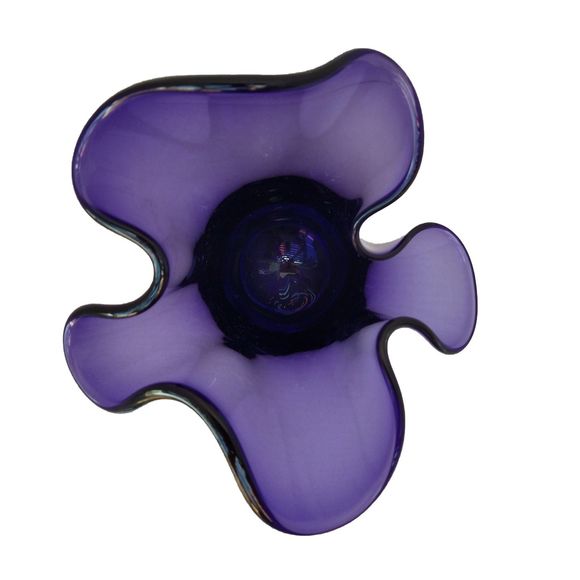 Art Glass Purple Handkerchief Vase - Picture 3 of 10